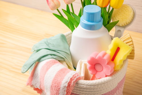 编织篮里的洁净美学 收纳与展示清洁洗护用品的摄影艺术